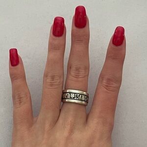 XIO Vintage 925 Sterling Silver Lucky Charm Spinner Band Ring